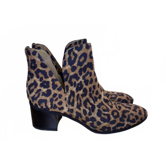 Franco Sarto Ankle Booties 8.5 MSP $139 Notched Leopard Cowgirl Western Casual - Picture 3 of 5
